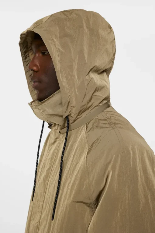 Jackets|Outerwear<J.Lindeberg Remy 2 Tone Raincoat BatiqueKhaki