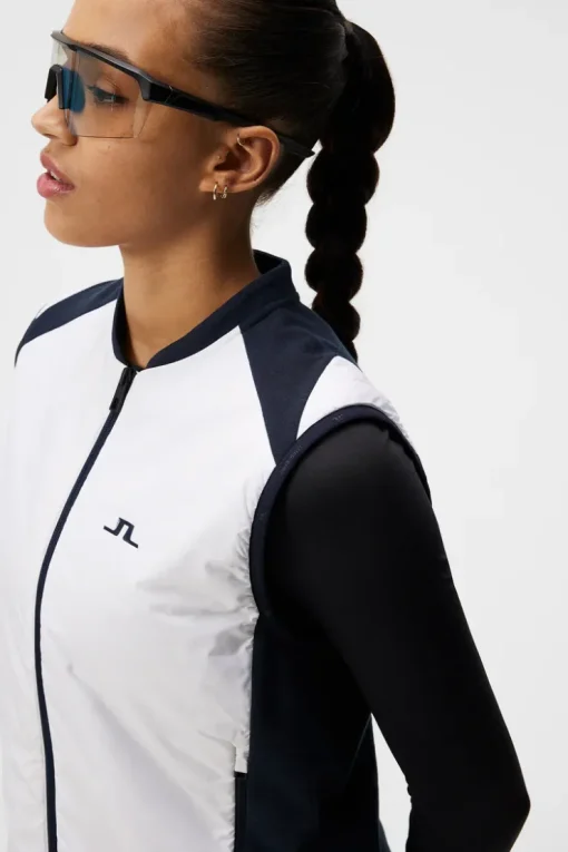 Outdoor|Vests<J.Lindeberg Sanaa Hybrid Vest White